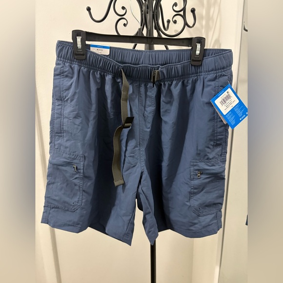 Columbia Men's Blue Cargo Shorts. NWT - Picture 1 of 7